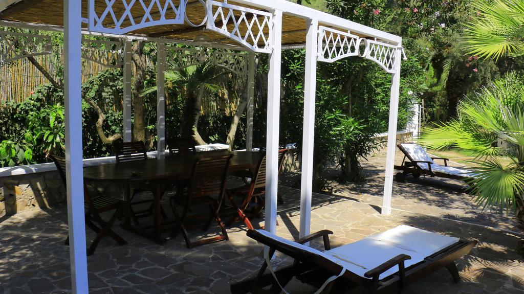 Cala Cavone Guest House Ponza Bagian luar foto