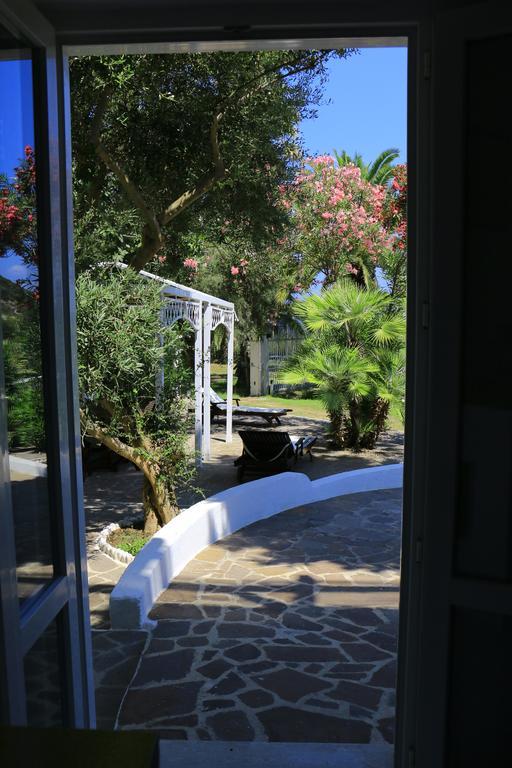 Cala Cavone Guest House Ponza Bagian luar foto