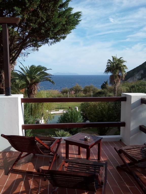 Cala Cavone Guest House Ponza Bagian luar foto